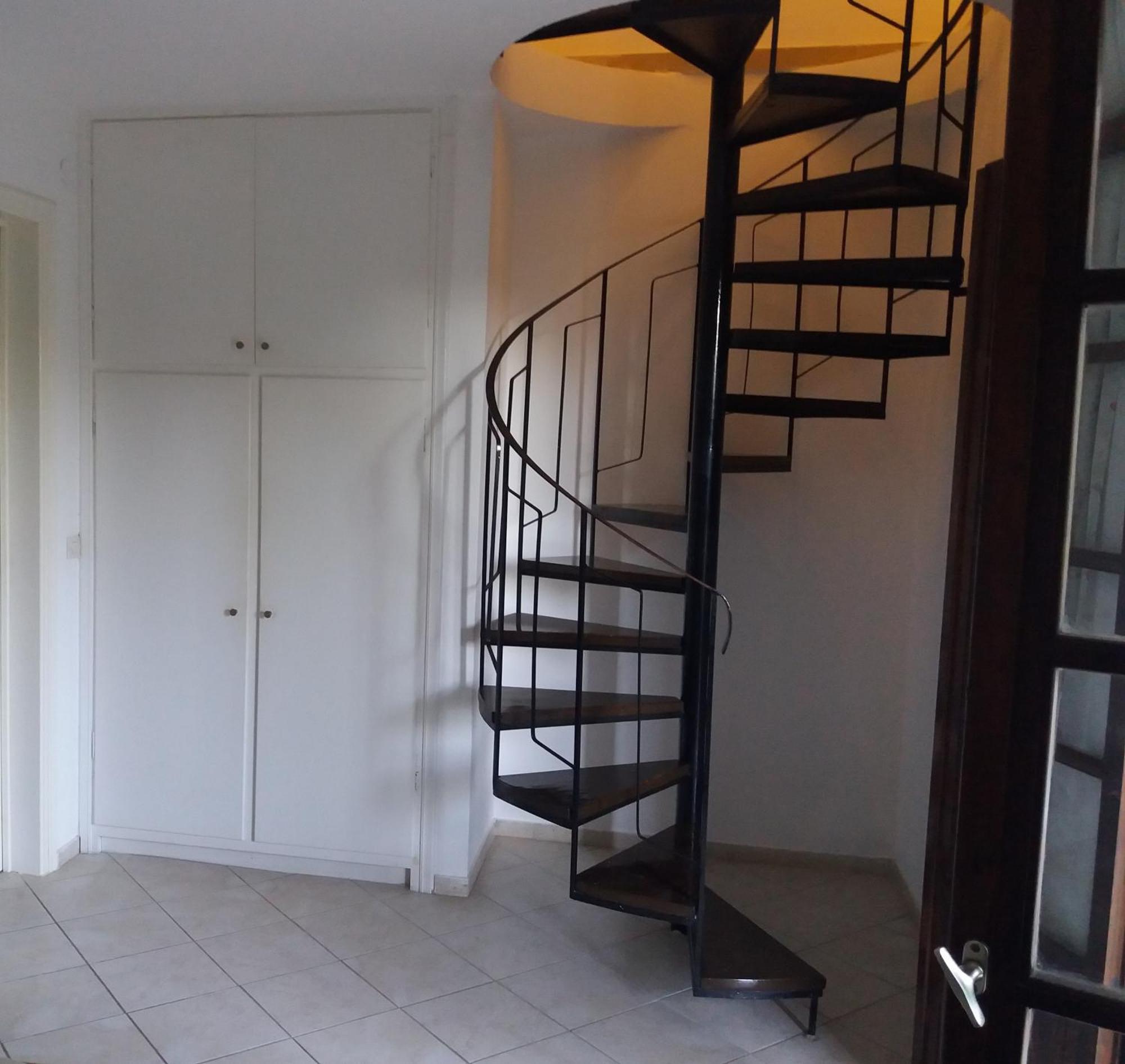 Apartament Kerasia - 4 & *